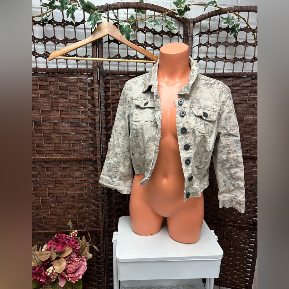 Highway Jeans Floral Light Olive Green crop Jacket with buttons